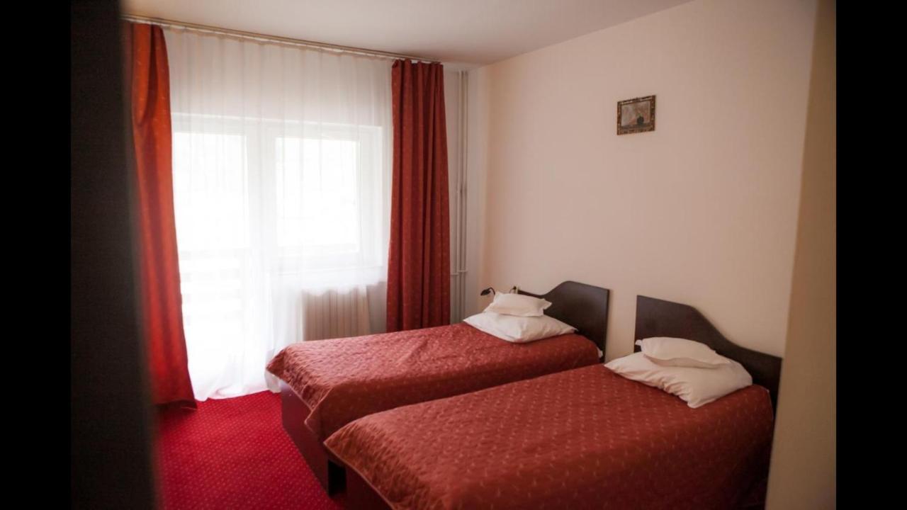 Cristal Sinaia Hotel Exterior photo