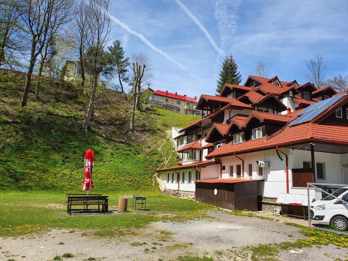 Cristal Sinaia Hotel Exterior photo