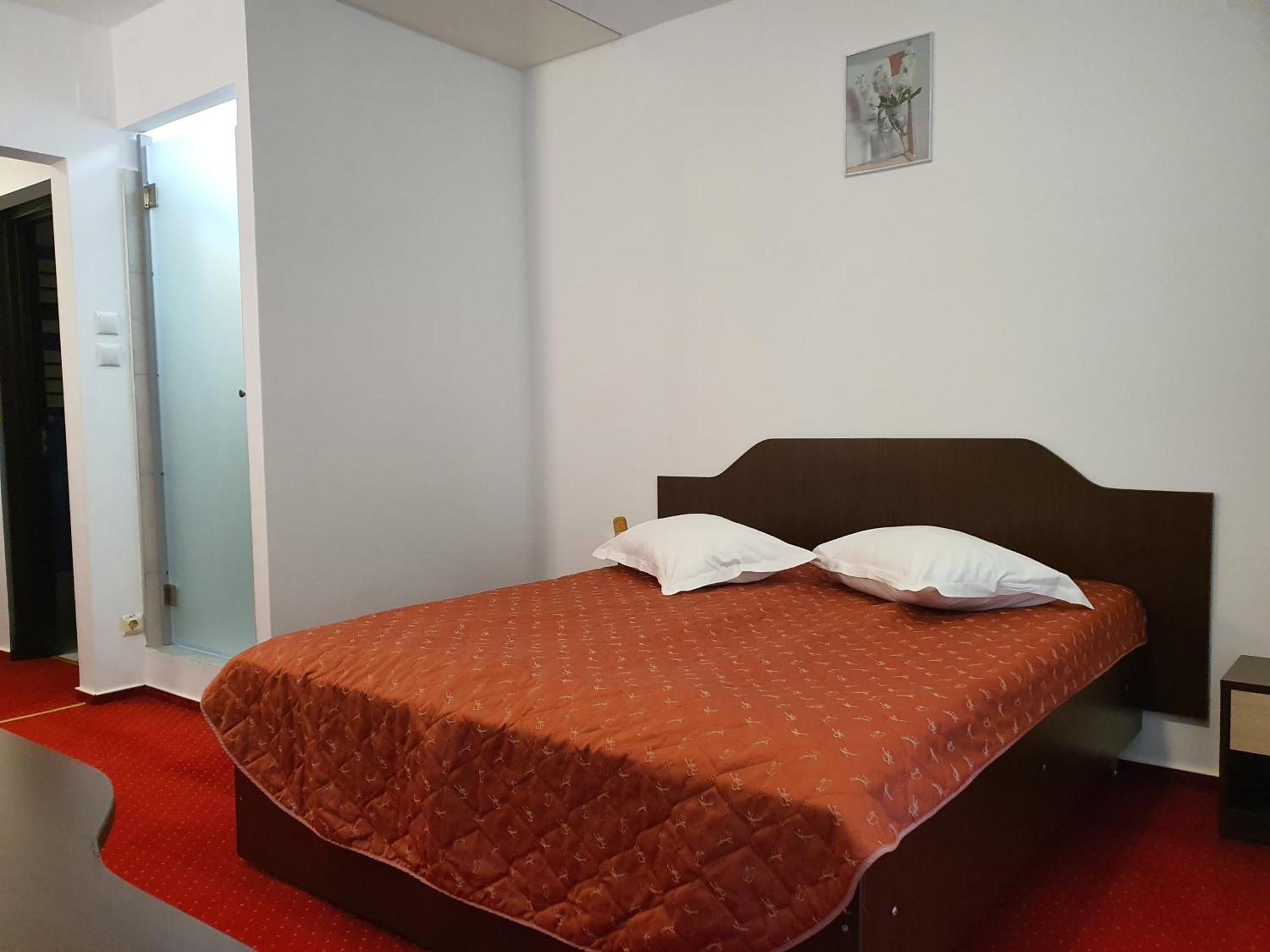 Cristal Sinaia Hotel Room photo